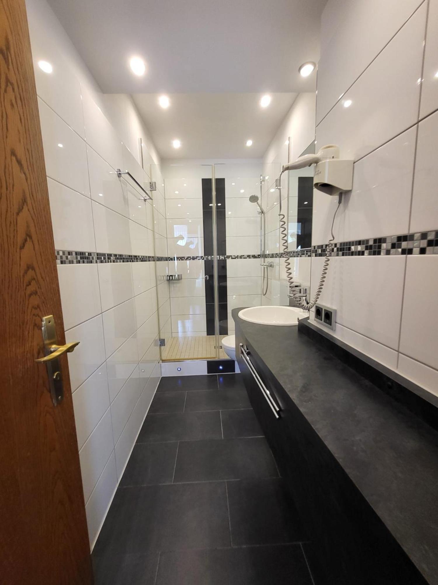 Sun Hotel Essen Ngoại thất bức ảnh